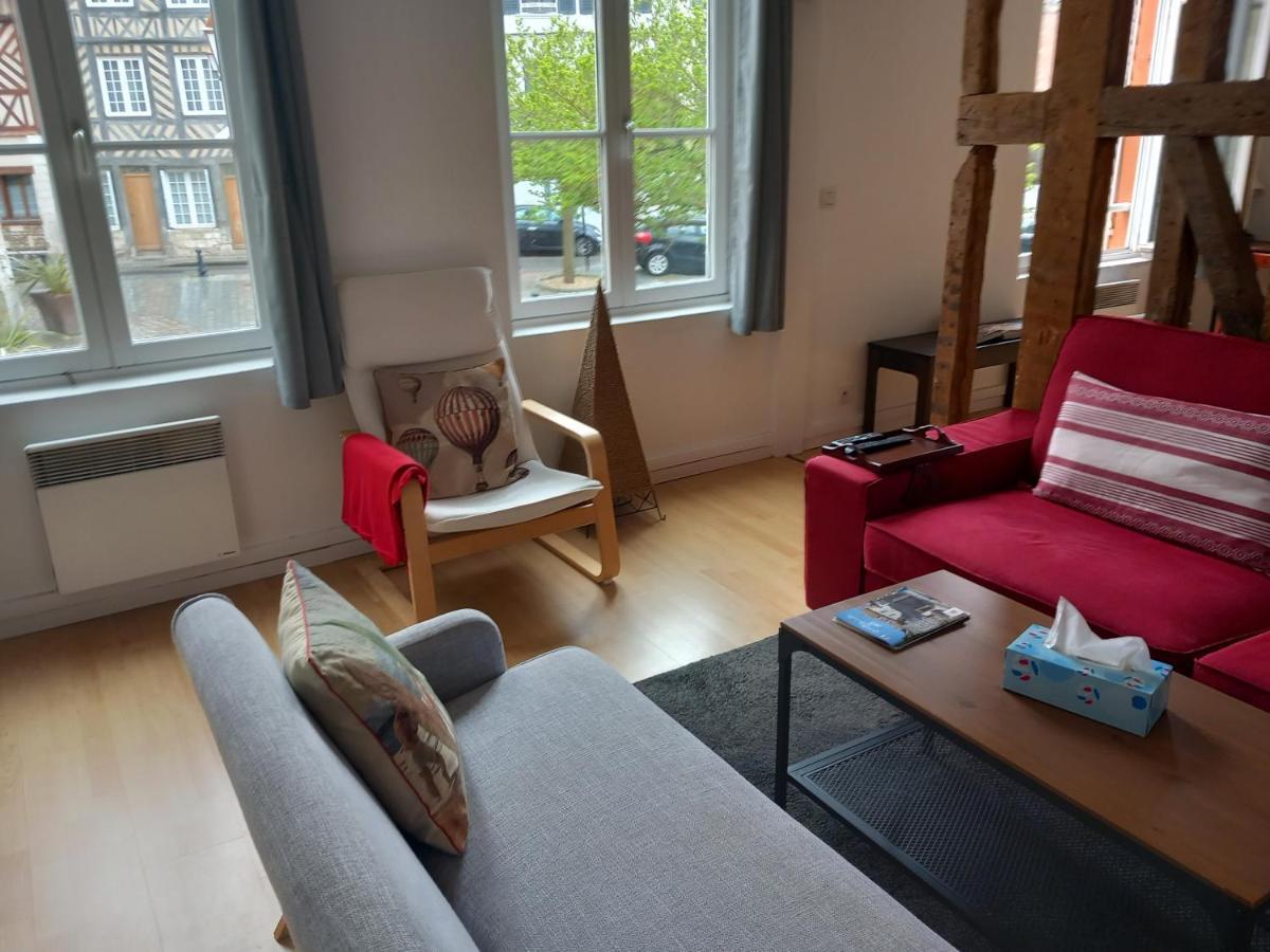 Le Leon Apartment Honfleur Bagian luar foto